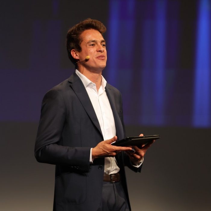 Tony magicien annecy Tony magicien annecy